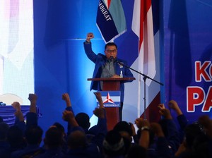KLB Demokrat, Sungguh KLB yang Tak Biasa