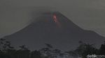 Merapi Muntahkan 18 Kali Lava Pijar dalam 6 Jam