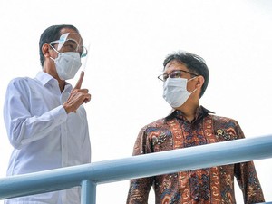 Jokowi dan Menkes Disomasi Soal Booster Vaksin COVID-19, Ada Apa?