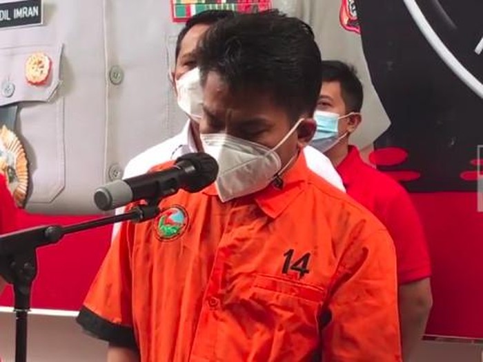 Robby Abbas kini pengangguran