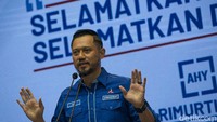AHY menyebut KLB Demokrat di Deli Serdang itu ilegal dan inkonstitusional. Antara Foto/Aditya Pradana Putra.