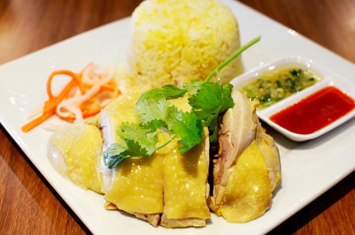 Sejarah Nasi Hainan, Aslinya Punya Singapura atau Malaysia?