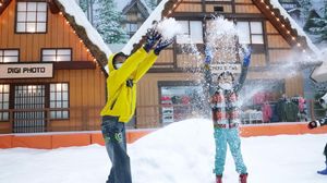 Liburan Tak Harus Jauh, Daftar Promo Trans Snow World Bintaro Aja!