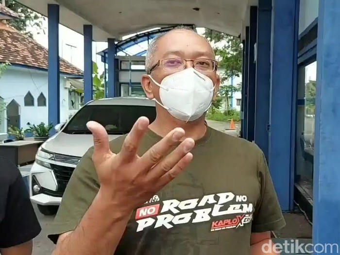 DPC Partai Demokrat Lamongan tetap pada pendirian menolak KLB Demokrat di Deli Serdang, Sumatra Utara. DPC juga memastikan tidak ada anggota atau pengurus Lamongan yang hadir di KLB tersebut.