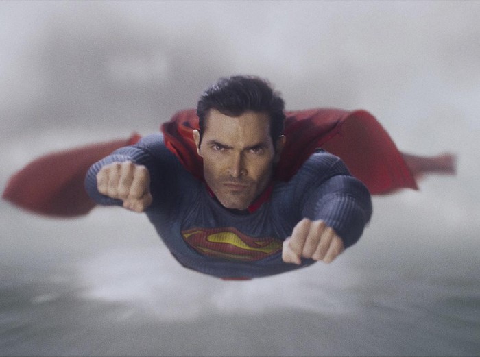 Tyler Hoechlin pemeran Superman dalam Superman & Lois