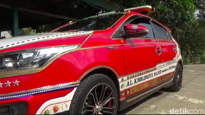 Ini Wujud Yaris yang Dihiasi Emas Batangan, Dollar hingga Berlian Senilai Rp 40 M