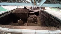 Di sini kita bisa melihat peninggalan berupa struktur yang terbuat dari batu bata merah, khas agama Hindu. Ke depannya, akan dilakukan pengembangan terhadap situs-situs ini. (Eko Susanto/detikTravel)