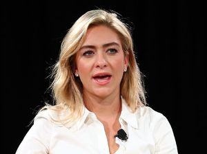 Whitney Wolfe, Dilecehkan Lalu Jadi Penguasa Kencan Digital