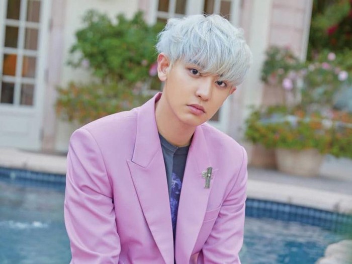 Chanyeol EXO Chanyeol EXO akan membintangi film Korea The Box sebagai musisi. Sebelumnya, visual dan rapper EXO ini telah mengejutkan penggemar dengan klipnya menyanyikan lagu Billie Eilish “Bad Guy”. Penasaran aksi Chanyeol EXO di film terbaru?