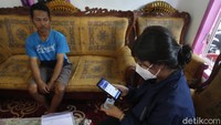 Kini, Manda bertugas menjadi Mantri BRI yang membina klaster cendol dawet sagu di Dusun Lasah, Desa Tawangargo, Kecamatan Karangploso, Kabupaten Malang. Kendati bertugas membina paguyuban yang sepenuhnya terdiri dari anggota laki-laki, Manda mengaku tak menemui kesulitan atau kekhawatiran dalam menjalani pekerjaannya.