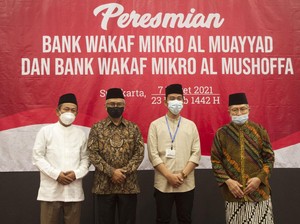 Resmikan Bank Wakaf Mikro di Solo, OJK: Kita Perkuat dengan Pembinaan