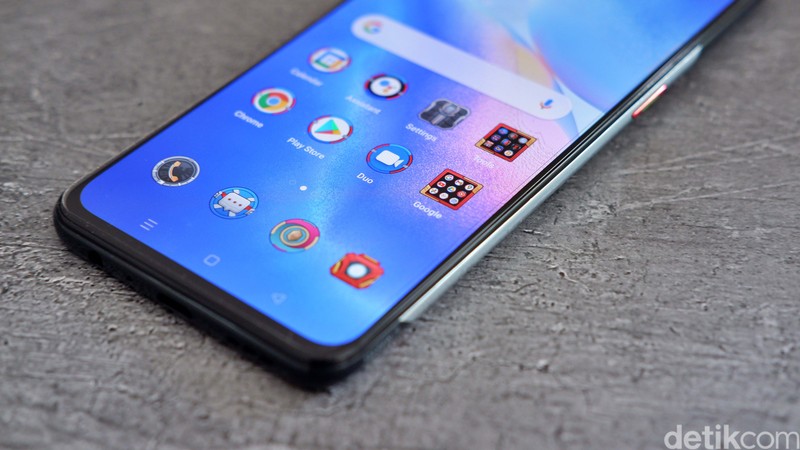 Oppo Reno5 Marvel Avengers Edition