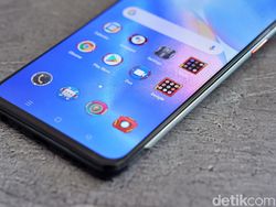 Keren! Inilah Wujud Oppo Reno5 Marvel Avengers Edition