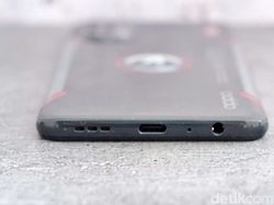 Keren! Inilah Wujud Oppo Reno5 Marvel Avengers Edition