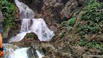 Ragam Air Terjun Desa Sakita yang Indah Banget