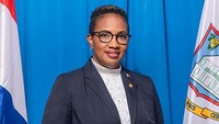 Perdana Menteri Sint Maarten di Kepulauan Karibia, Silveria Jacobs, saat masa-masa awal pandemi Corona di tahun 2020 lalu mengatakan kepada 41.500 rakyatnya bahwa kasus virus Corona terus meningkat karena wilayah tersebut menerima setidaknya 500.000 turis setiap tahunnya. Istimewa/dok. sintmaartengov.org