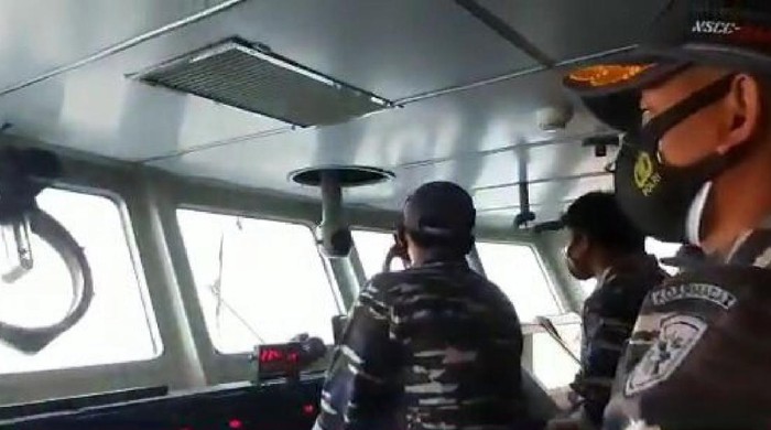 Awak Kapal Perang RI (KRI) HIU-634 operasi di perairan Ambalat, Kaltara
