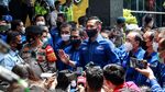 Bahas KLB Deli Serdang, Begini Gaya AHY Saat Tiba di Kemenkum HAM