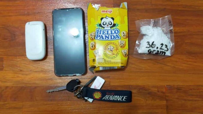 Barang bukti sabu dari dua pengedar narkotika yang ditangkap Polsek Samarinda Ulu (dok Polsek Samarinda Hulu)