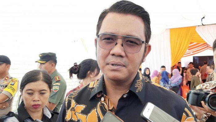 Bupati Bintan Apri Sujadi
