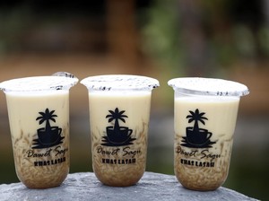 Bukan Tepung Beras, Cendol Dawet Legendaris Ini dari Sagu & Gula Merah