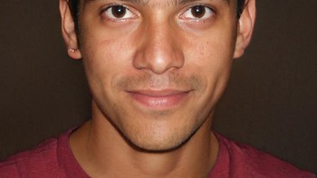 Situs ini sempat dicemaskan karena termasuk dalam kategori teknologi deepfake yang dapat disalahgunakan. Misalnya saja, sebagai foto profil penulis artikel hoax dengan menyamarkannya sebagai akademisi. Foto buatan AI dari ThisPersonDoesNotExist punya keunggulan unik dalam membangun persona palsu online, tulis media The Verge. Foto: Thispersondoesnotexist