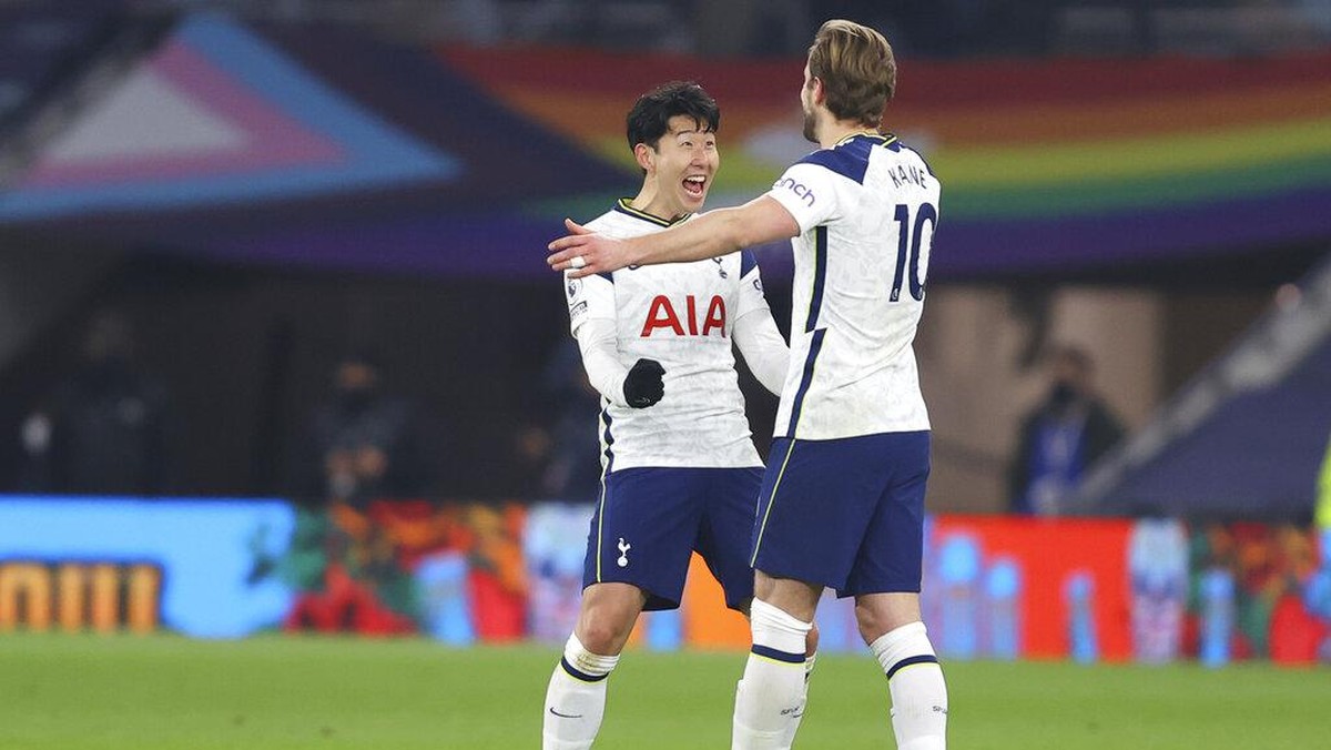 Tottenham Hotspur sudah tembus 100 gol musim ini. (Foto: AP/Julian Finney)