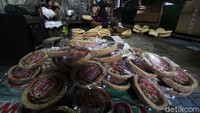 Makanan tradisional ini terbuat dari beras Rojo Lele dan C4.
