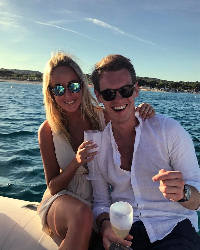 Dilansir Dailymail, baik Jemima maupun David tak hanya dikenal dengan gaya hidup mewah mereka tapi juga kegiatan amal mereka. Keduanya beberapa kali menjadi bagian dari penggalangan dana. Foto: Instagram @jemimacadbury