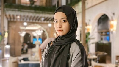 7 Gaya Hijab Calon Istri Ustaz Syam, Selebgram Cantik Jihan Salsabila