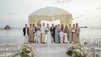 Pernikahan mereka hanya dihadiri oleh keluarga dan sahabat terdekat saja. Foto: Julie Estelle dan David menikah dok: Poplicist Publicist