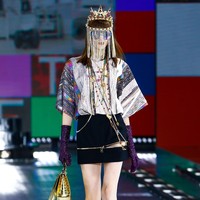 Koleksi terbaru Dolce & Gabbana untuk musim dingin 2021 yang bergaya futuristik. Foto: dok. Courtesy of Dolce & Gabbana