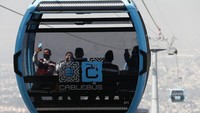 Kereta gantung Meksiko atau Cablebus baru saja diluncurkan. Tujuannya adalah untuk mempermudah transportasi warga. (Rebecca Blackwell/AP)
