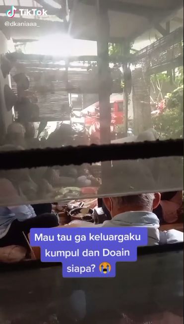 Sekeluarga Adakan Makan-makan dan Doakan Kesembuhan Andin 'Ikatan Cinta'