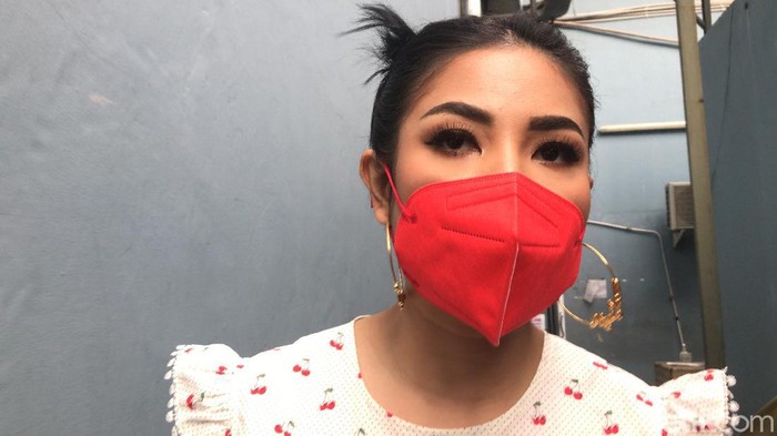 Nindy Ayunda