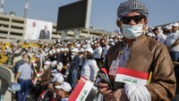 Paus juga akan menyambangi Najaf, kota suci umat Syiah. Di sana dia direncanakan menemui Ayatollah Besar, Ali al-Sistani. Ulama berusia 90 tahun itu adalah salah satu tokoh Syiah paling berpengaruh di Irak dan Timur Tengah. AP Photo/Andrew Medichini