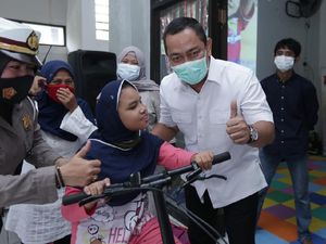 Walkot Semarang Beri Bantuan Alat Fisioterapi ke Anak Difabel