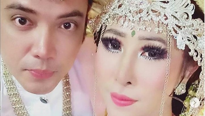 Sandy Tumiwa nikah siri dengan mantan istri Rio Reifan