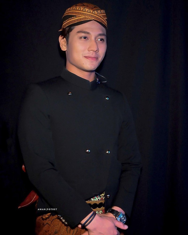 So Sweet! Rizky Billar Paling Suka Makan Disuapin Lesti Kejora