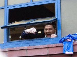 Gerrard Bawa Rangers Akhiri Puasa Gelar Liga Skotlandia