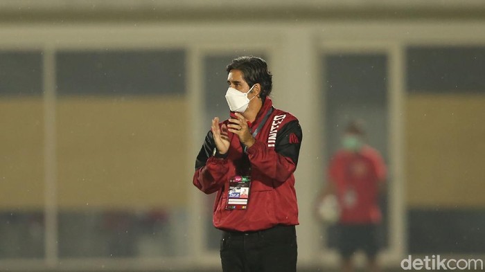 Pelatih Bali United Stefano Cugurra Teco dalam laga uji coba lawan Timnas Indonesia, Minggu (7/3/2021) malam WIB.