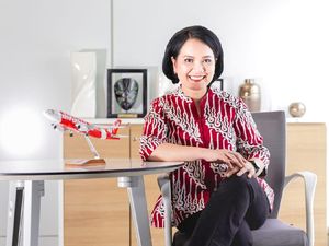 Perempuan di Kemudi Utama Airasia Indonesia