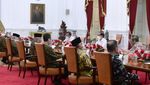 Potret Pertemuan Singkat Amien Rais dkk dan Jokowi Bahas Km 50