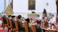 Mahfud mengatakan TP3 menilai kasus tewasnya laskar FPI merupakan pelanggaran HAM berat. Mereka ingin kasus tersebut dibawa ke pengadilan HAM. (Muchlis Jr/Biro Pers Sekretariat Presiden)