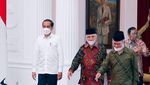 Potret Pertemuan Singkat Amien Rais dkk dan Jokowi Bahas Km 50