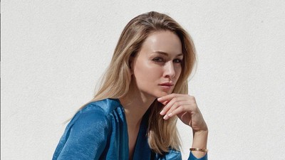 10 Pebalap Wanita Paling Seksi dan Berbakat