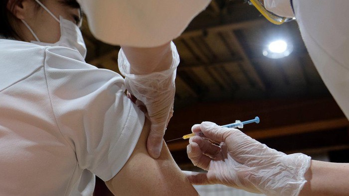 Covid-19: Mengapa beberapa negara Asia terlambat memulai program vaksinasi virus corona?