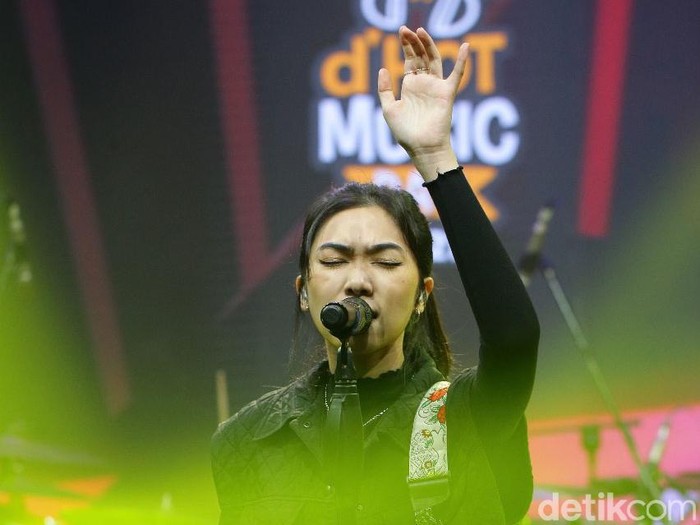 Para musisi yang tampil di acara dHOT Music Day 2021.
