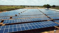 EMITS yang merupakan perusahaan penyedia solusi tenaga surya terintegrasi di Indonesia, akan menggabungkan kompetensi Fourth Partner Energy dalam membangun dan mengoperasikan lebih dari 550 MW pembangkit listrik tenaga surya (PLTS) di India dan sejumlah negara lainnya. Foto: dok. Indika Energy