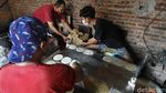 Geliat Perajin Kerupuk Opak di Tengah Pandemi
